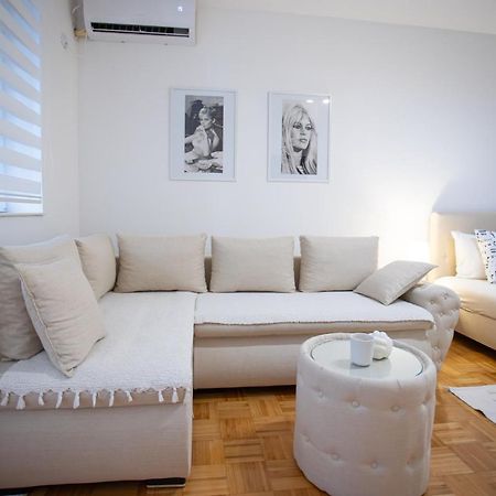Apartman Elle Sombor Esterno foto
