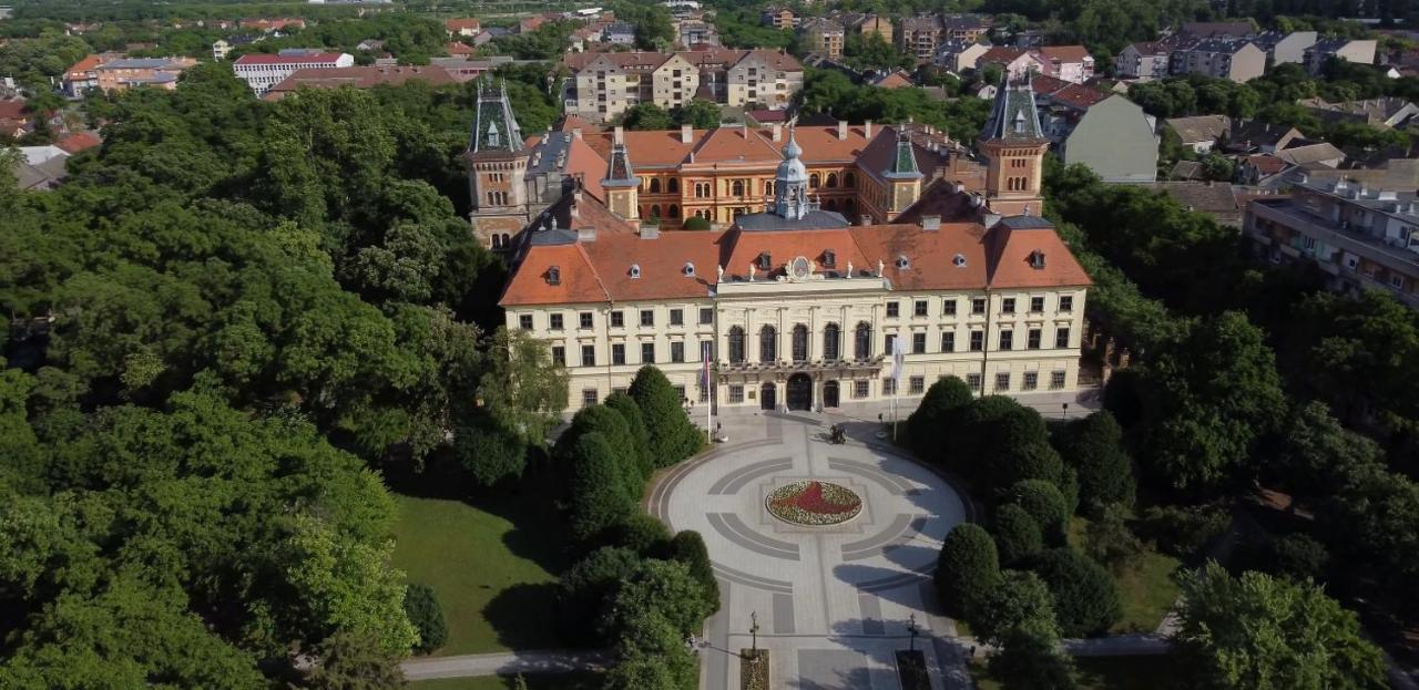 Apartman Elle Sombor Esterno foto